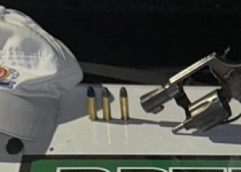 Polícia recupera arma de fogo após perseguição no bairro Promorar, em Teresina