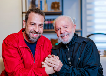 Lula demite Márcio Macêdo e anuncia Guilherme Boulos na Secretaria-Geral da Presidência