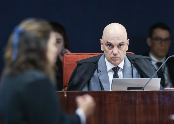Trama golpista: STF retoma julgamento do ‘núcleo da desinformação’