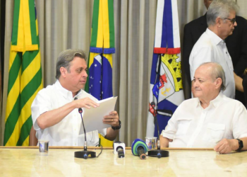 Deputado Júlio Arcoverde toma posse como secretário de Articulação Institucional de Teresina