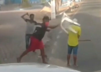 Suspeito de agredir homem a pauladas em via pública é preso pela PM no Piauí; VÍDEO