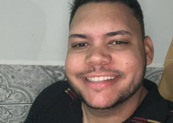 No Piauí, cantor é preso após ameaçar companheira e seus familiares na frente do filho