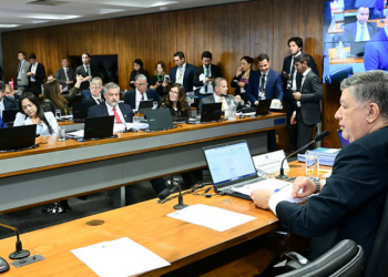 CPMI ouve ex-coordenador do INSS e empresário suspeitos de fraudes nesta segunda