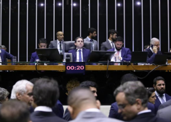 Câmara aprova PL Antifacção, que endurece penas para o crime organizado