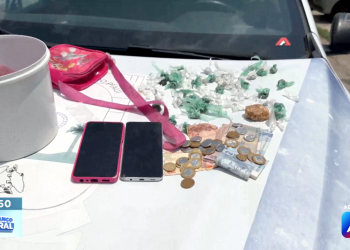 Faccionados são presos após denúncia de maus-tratos em Teresina; indivíduos expulsaram antigos moradores de imóvel e crianças viviam em meio à sujeira