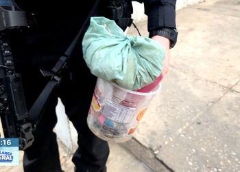 Quatro pessoas são conduzidas à Central de Flagrantes após polícia encontrar entorpecentes em imóvel na zona Norte de Teresina