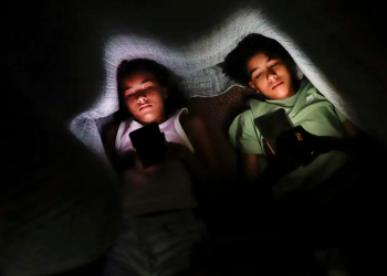 Acesso à internet na primeira infância mais do que dobrou desde 2015