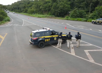 PRF intensifica fiscalização nos feriados e superintendente comenta acidente com três mortos no Piauí