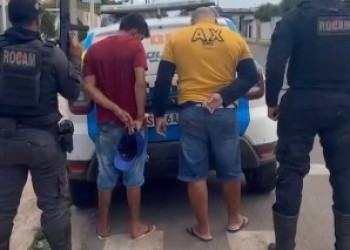 Dupla é presa por tráfico de drogas no Piauí após denúncia da população; cocaína e munições são apreendidas