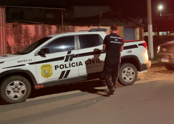 Corpo de homem é encontrado dentro de caçamba no litoral do Piauí