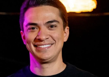 Empresário piauiense dono de rede de açaí é internado no Hospital Sírio-Libanês e usa suporte respiratório