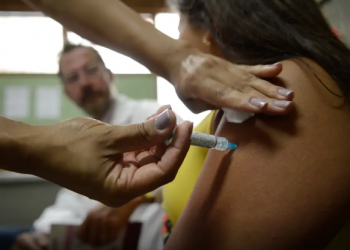 Empresas deverão informar trabalhadores sobre cânceres e vacina