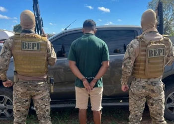 Suspeito de integrar facção criminosa é preso com cartões de crédito e objetos ilícitos no Piauí