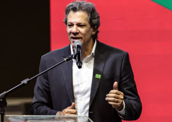 Lula vai concorrer contra o Bolsonarinho, e a reeleição é um imperativo do futuro, diz Haddad