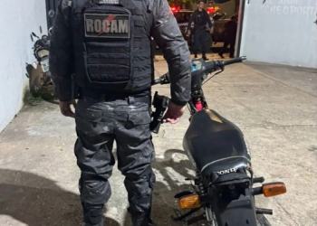 Homem diz ter comprado moto por R$ 800 e é preso suspeito de receptação na zona Sul de Teresina