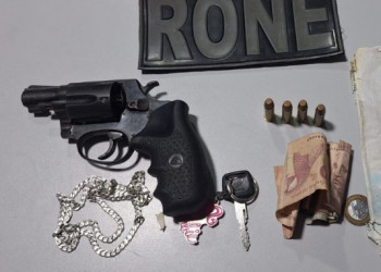 Polícia Militar apreende adolescente com arma de fogo após perseguição na zona Sudeste de Teresina