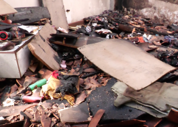 Incêndio destrói parte de residência em Teresina; vítima ficou apenas com a roupa do corpo e pede ajuda financeira