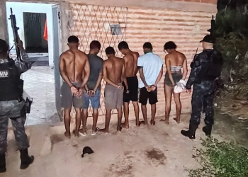 Homem é preso e seis adolescentes são apreendidos suspeitos de assalto em Timon