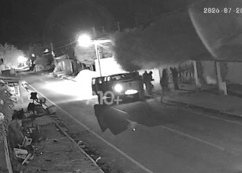 Criminosos armados se passam por policiais, invadem casa e executam homem a tiros no interior do Piauí; usavam coletes balísticos