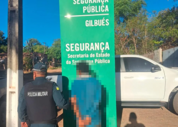 Homem é detido por agredir e manter companheira em cárcere privado no Piauí; vítima tentou impedir prisão