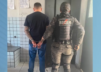 Policial feminina da ROCAM prende homem com mandado em aberto em Teresina