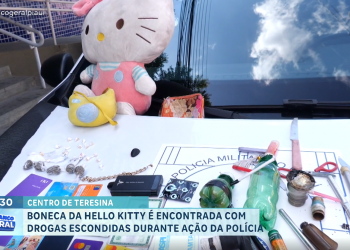 PM encontra pedras de crack escondidas dentro de boneca durante abordagem no Centro de Teresina