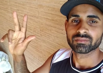 Jovem é suspeita de matar namorado a facadas e fazer live após o crime
