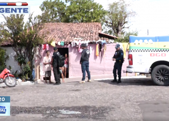 Jovem é executado com mais de 10 tiros dentro de casa em Teresina; avó é baleada