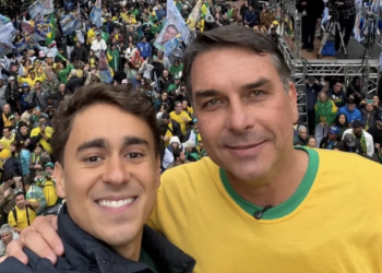 Nikolas Ferreira participa de ato em Teresina neste sábado (17) em busca de votos para Flávio Bolsonaro