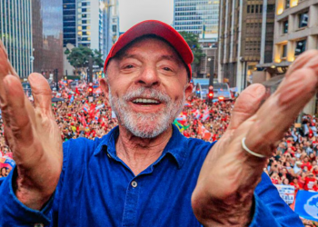 Após virada histórica, Lula terá desafios com Congresso à direita, STF em crise e um país dividido