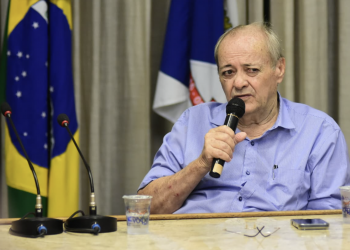 Prefeito Silvio Mendes celebra dia do servidor com convocações e libera progressões