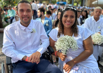 Jovens superam distância por 10 meses e celebram união durante casamento comunitário em Teresina