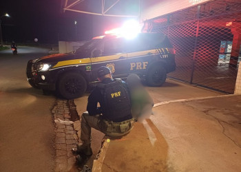 Criança de 9 anos é resgatada pela PRF após ser encontrada sozinha em rodovia no Piauí