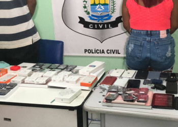 Mulher é presa com vários celulares roubados de loja em Teresina; bandidos se passaram por clientes