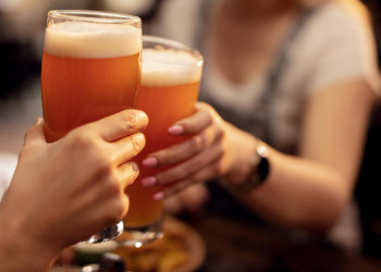 Deputada federal propõe subcomissão para discutir restrição a publicidade de cerveja