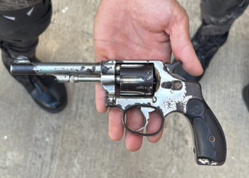 Adolescente suspeito de roubo de ouro é apreendido pela polícia em operação na zona Leste de Teresina