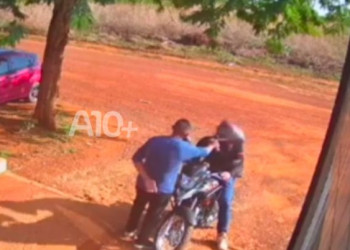 Sargento da PM é afastado após jogar spray de pimenta no rosto de auxiliar administrativo no Piauí; VÍDEO