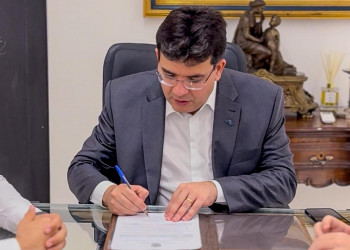 Rafael Fonteles autoriza reforma e modernização da Biblioteca Estadual Cromwell de Carvalho