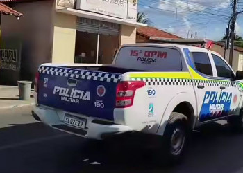 Homem armado invade panificadora, rende funcionária e realiza assalto no interior do Piauí
