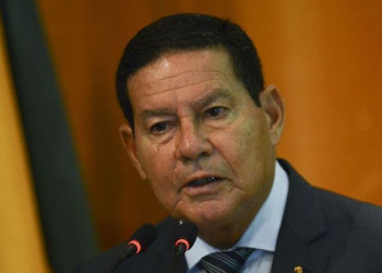 Mourão diz que diálogos entre militares sobre suposta tentativa de golpe são ‘conversas de botequim’