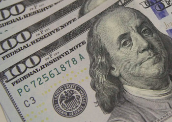 Brasil e EUA retomam negociação após tarifaços de 25% e 12,5%