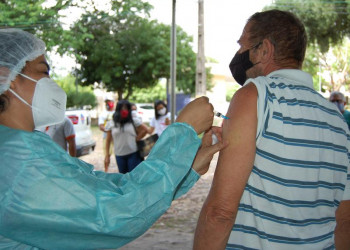 Teresina segue com vacinação contra a covid-19 e gripe disponível para toda a população; veja locais
