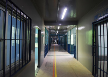 Detento encontrado morto em cela foi assassinado por outro interno em Cadeia Pública de Altos no Piauí, diz Sejus