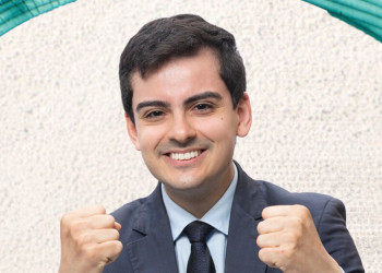 A poucas horas da final de A Fazenda 17, Dudu Camargo lidera enquetes para vencer reality da RECORD