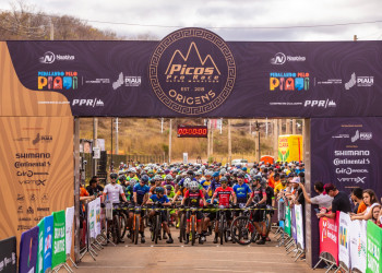 Mais de 550 atletas largam no primeiro dia da Picos Pro Race