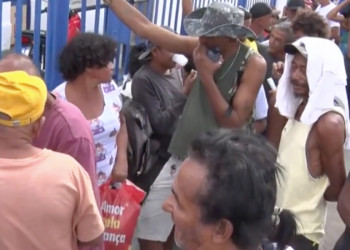 Boa ação: voluntários de centro espírita se unem para distribuir centenas de quentinhas em Teresina