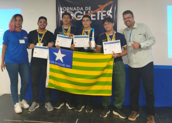 Estudantes da rede estadual conquistam 16 medalhas de ouro na Olimpíada Brasileira de Foguetes