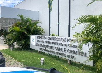 Ex-assessor é preso por furtar celulares vinculados a processos do Fórum de Piripiri, no Piauí