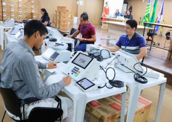 TRE-PI realiza simulado com urnas eletrônicas para as eleições 2026