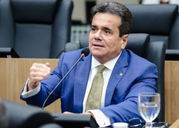 Henrique Pires questiona veto do Governo a projeto sobre instalação de hidrômetro